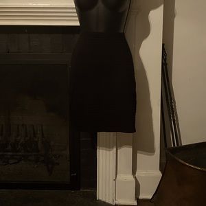 NWT1 Max studio stretchy ribbed skirt. Very forgiving